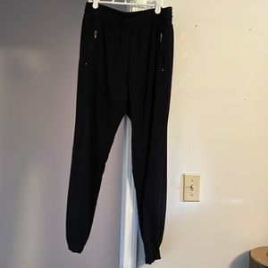 Black stretchy trousers